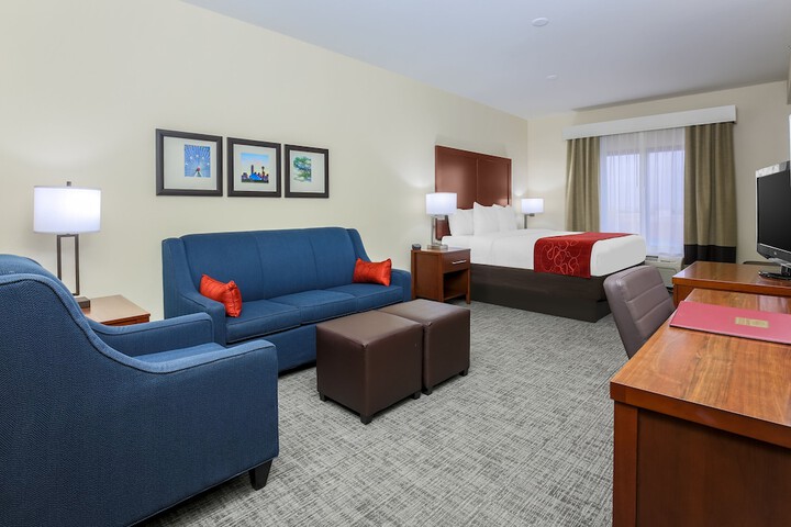 Room 6 of 19