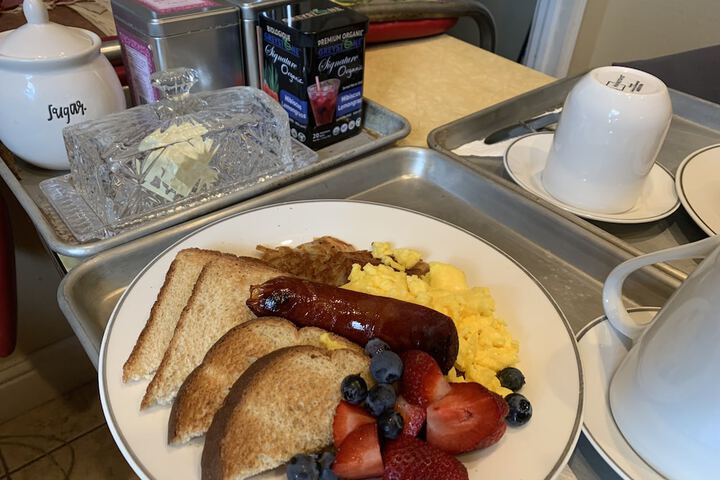 Breakfast/Coffee Service 27 of 31