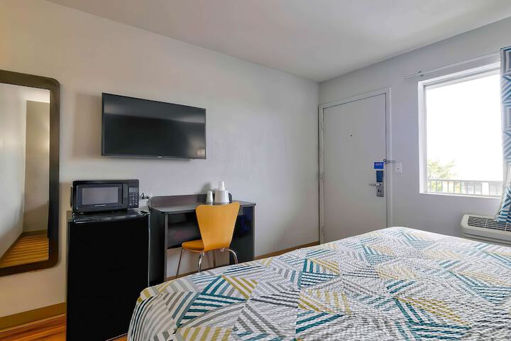 Room 18 of 22