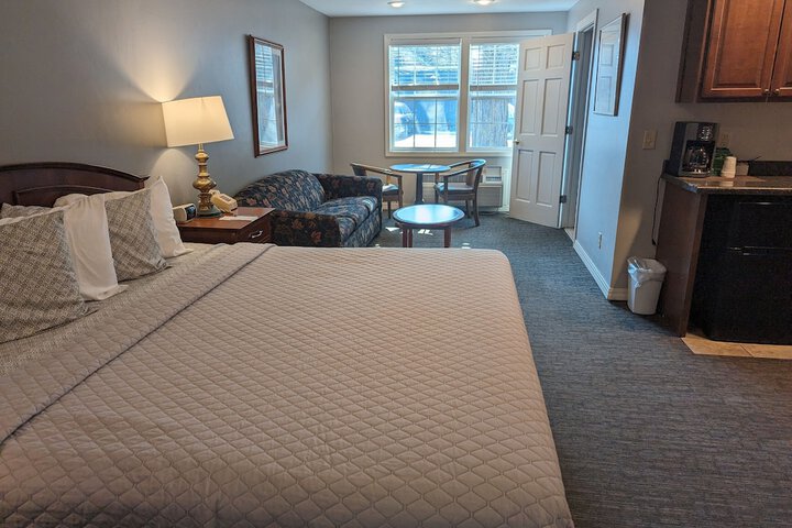 Beach Harbor Resort
