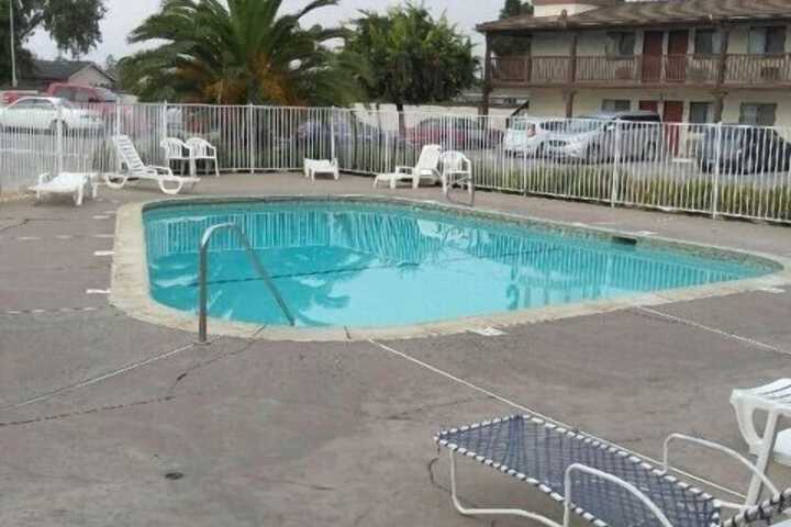 Pool 14 of 37