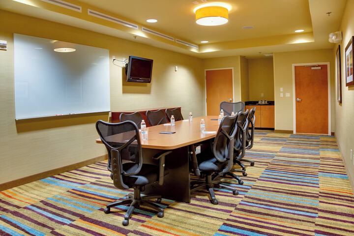 Fairfield by Marriott Inn & Suites Melbourne West / Palm Bay
