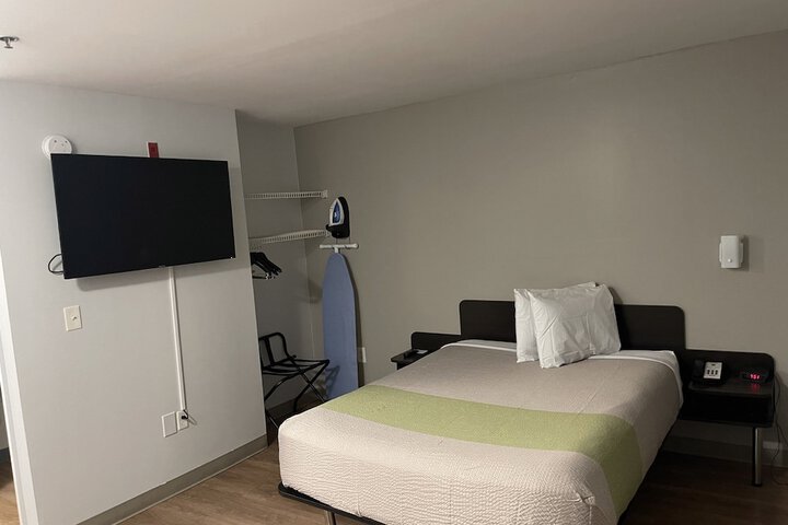 Room 21 of 25