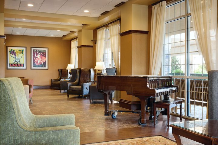 Chateau on the Lake Resort Spa and Convention Center