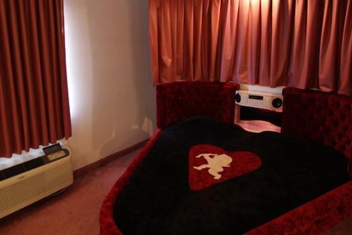 Room 18 of 39