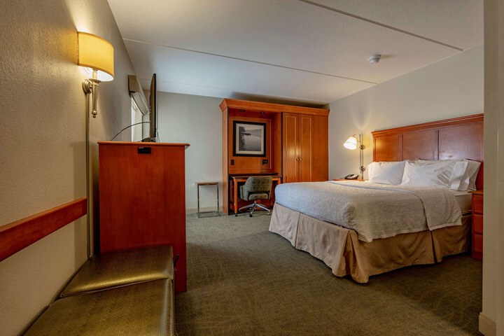 Room 23 of 57
