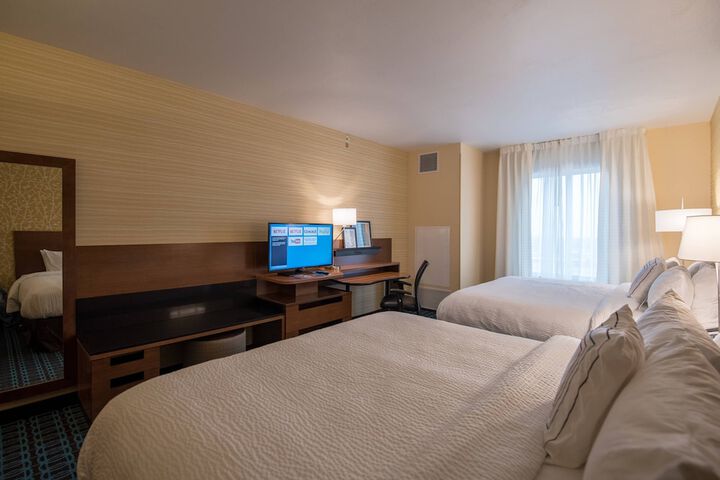 Room 15 of 33