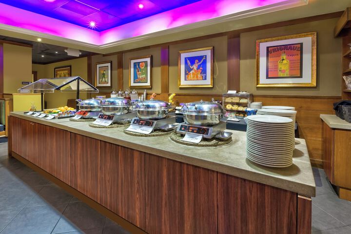 Breakfast/Coffee Service 134 of 139