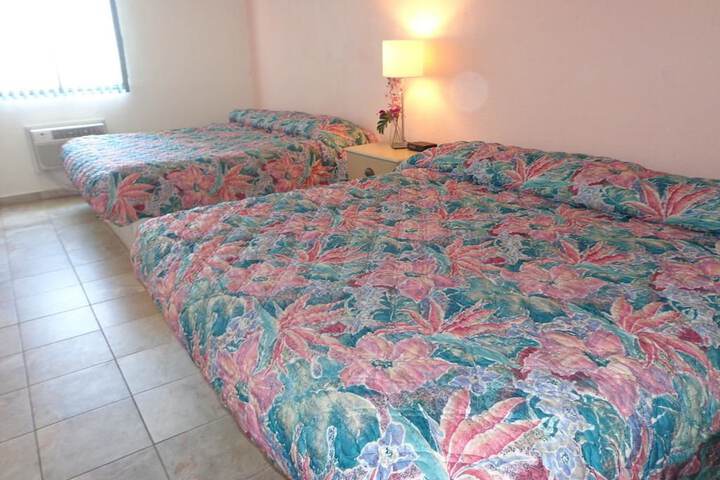 Room 18 of 26