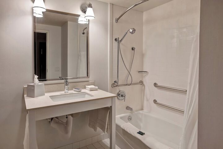 Four Points by Sheraton Peoria