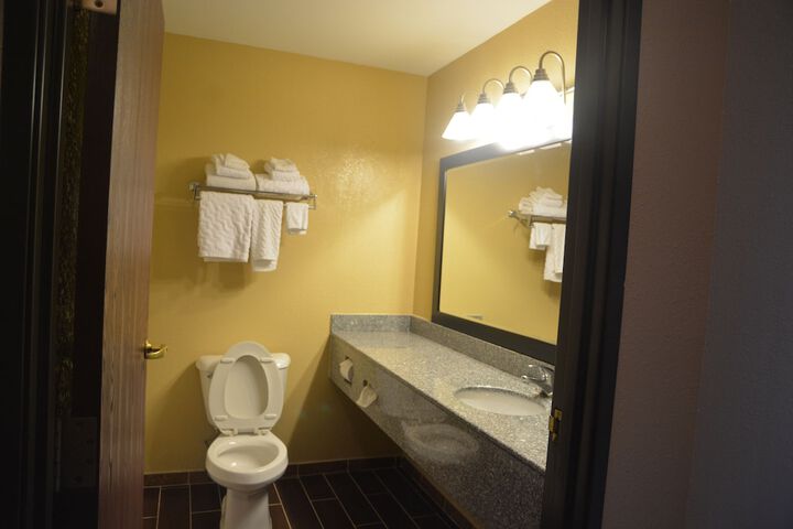 Room 14 of 23