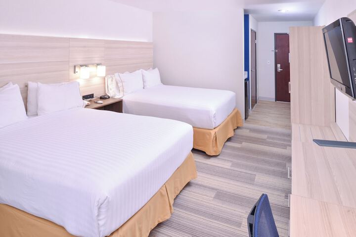 Room 17 of 46