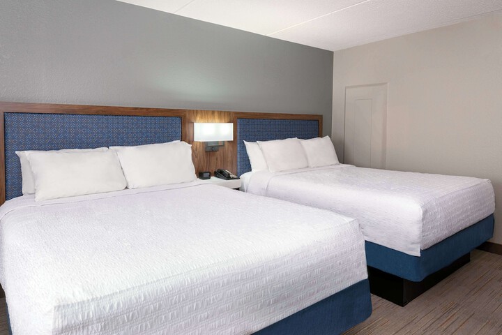 Room 14 of 40