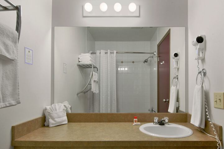 Super 8 by Wyndham Yellowknife