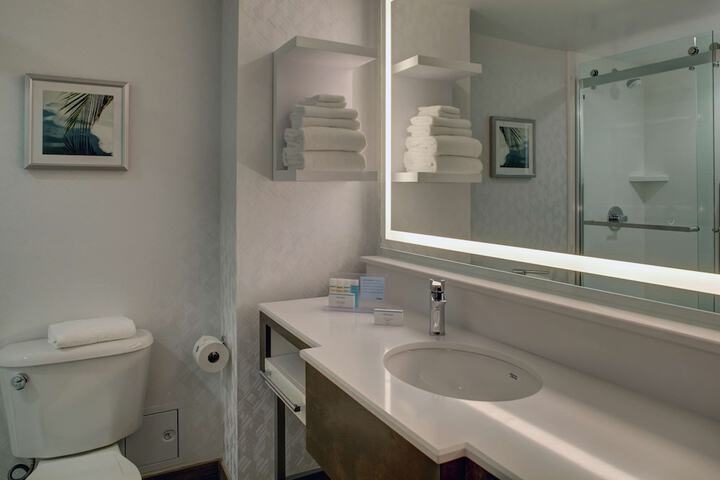 Room 20 of 36