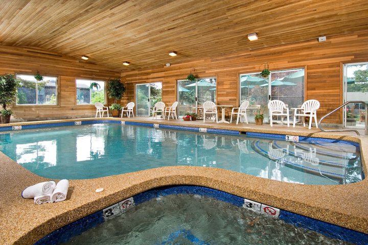 Pool 4 of 34
