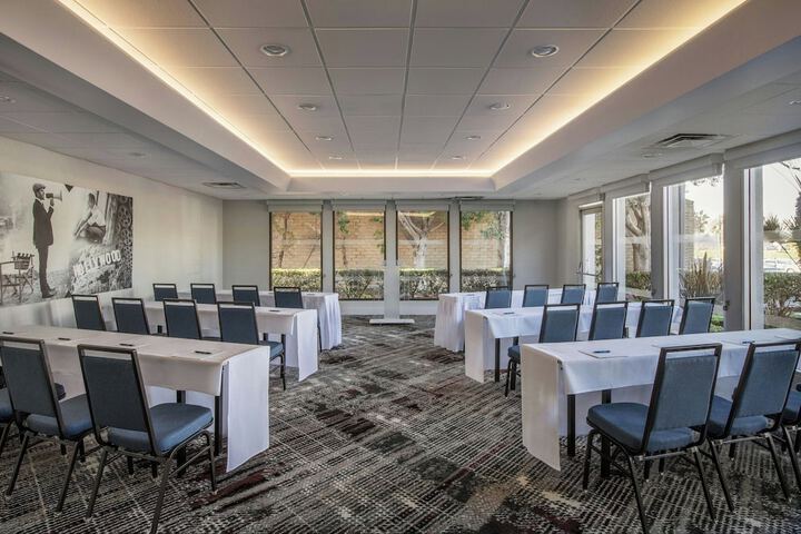 Four Points by Sheraton Los Angeles Westside