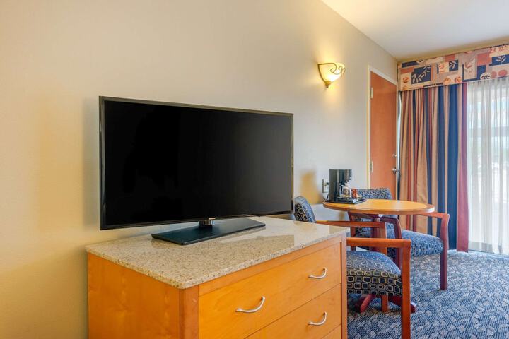 Room 18 of 52