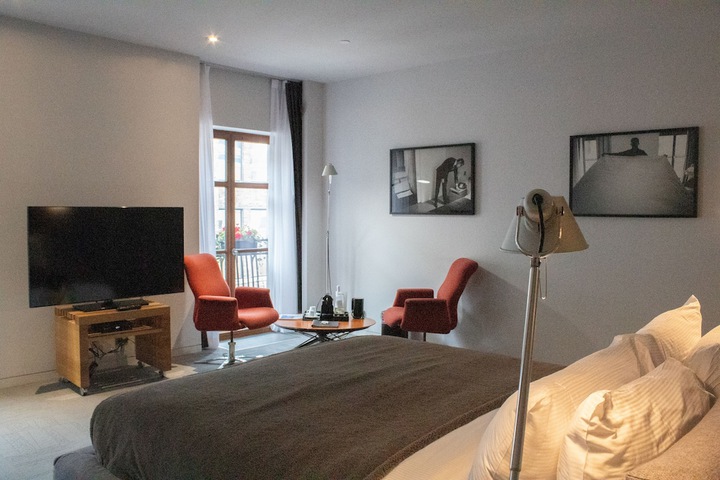Room 74 of 109