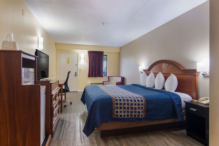 Rodeway Inn & Suites Monroeville - Pittsburgh