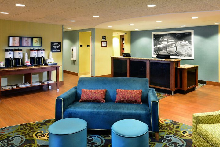 Hampton Inn Raleigh / Town of Wake Forest
