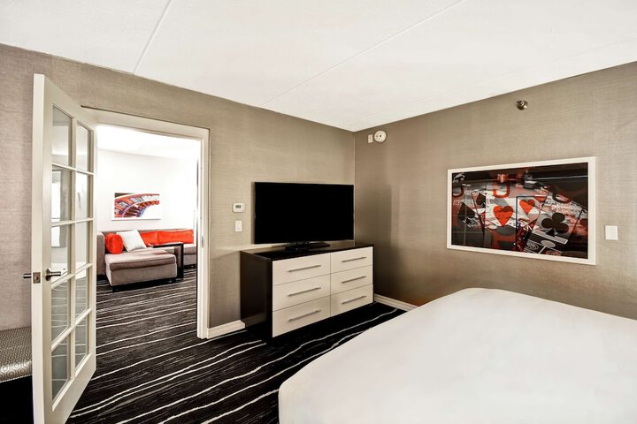 Room 39 of 102