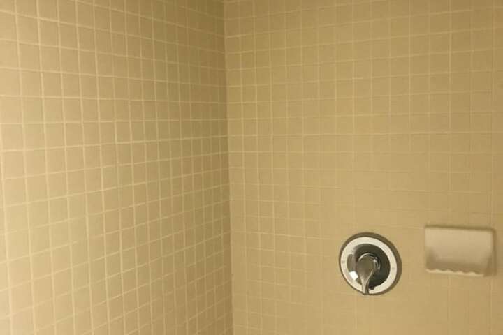 Room 8 of 24
