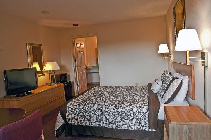 Room 14 of 36