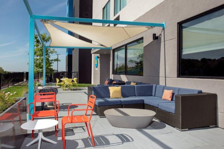 Terrace/Patio 27 of 28