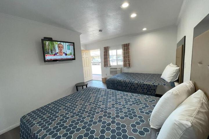 Palm Inn