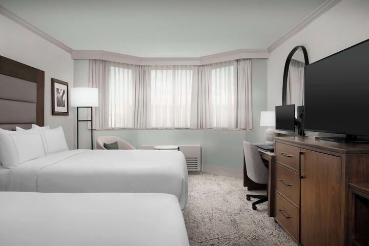 Room 98 of 131