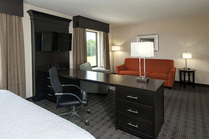 Hampton Inn & Suites Seneca-Clemson Area