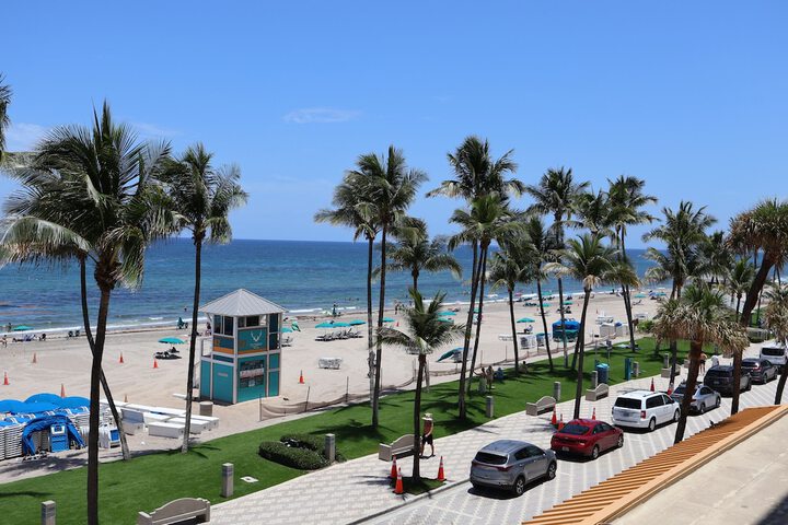 Wyndham Deerfield Beach Resort