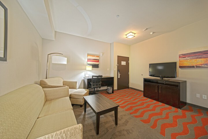 Room 30 of 65