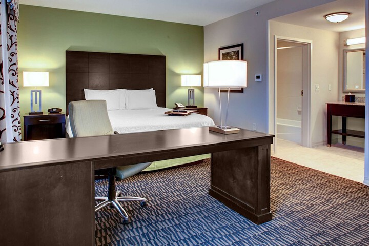 Room 17 of 44