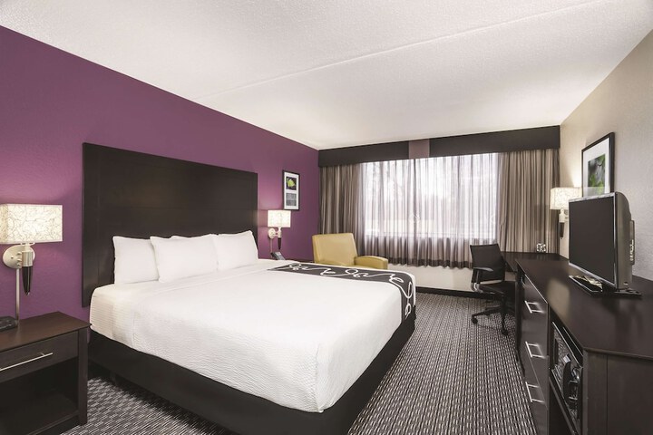 Room 20 of 32