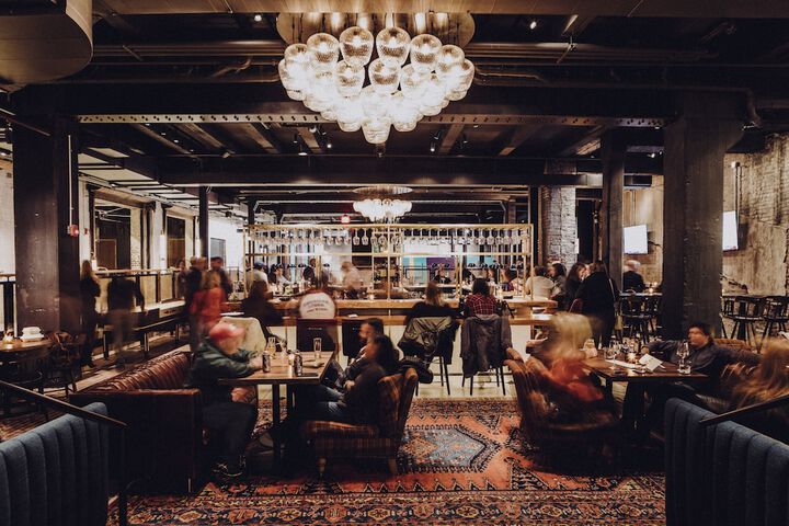 Crossroads Hotel