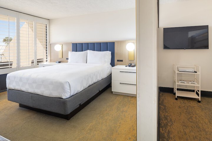 Holiday Inn Resort Panama City Beach by IHG