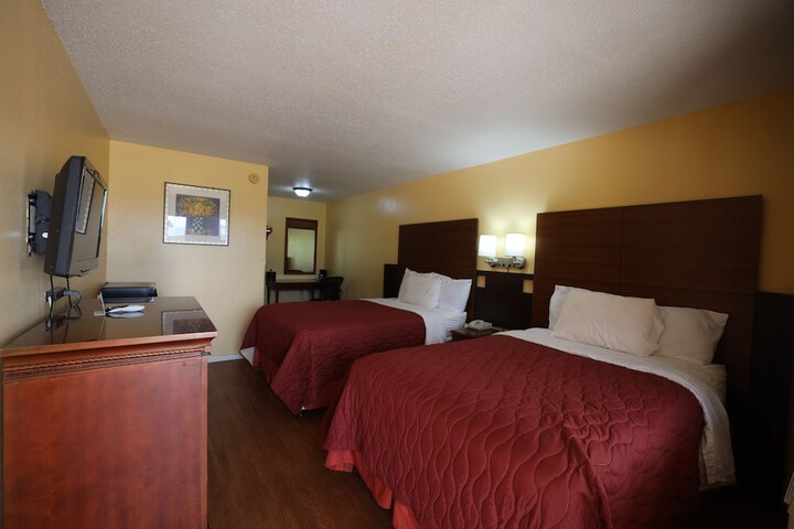 Room 15 of 22