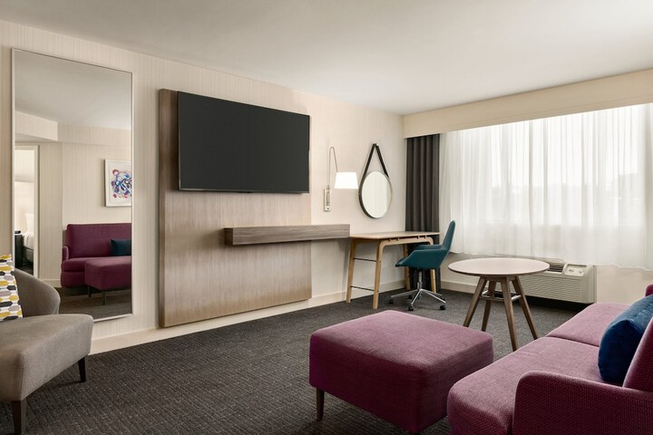 Crowne Plaza: Philadelphia - King of Prussia by IHG