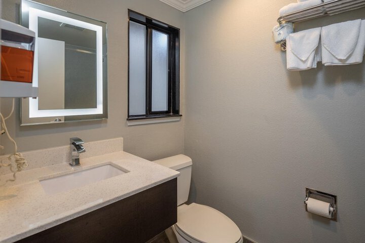 Room 14 of 21