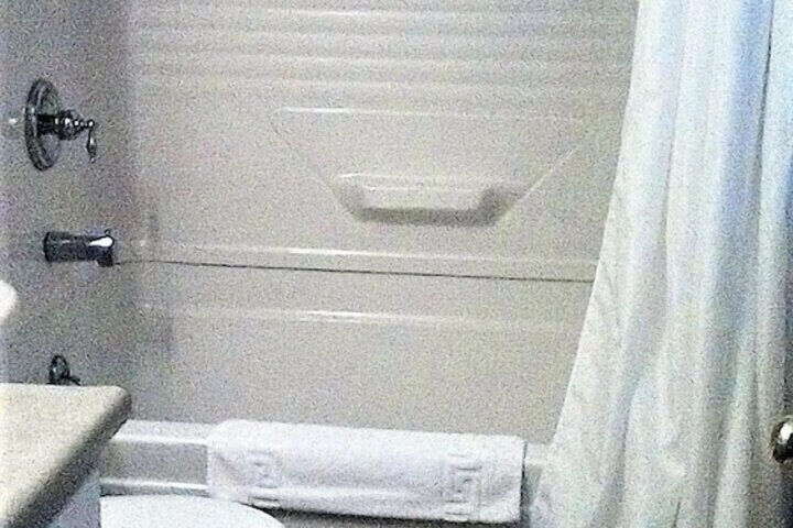 Room 31 of 83