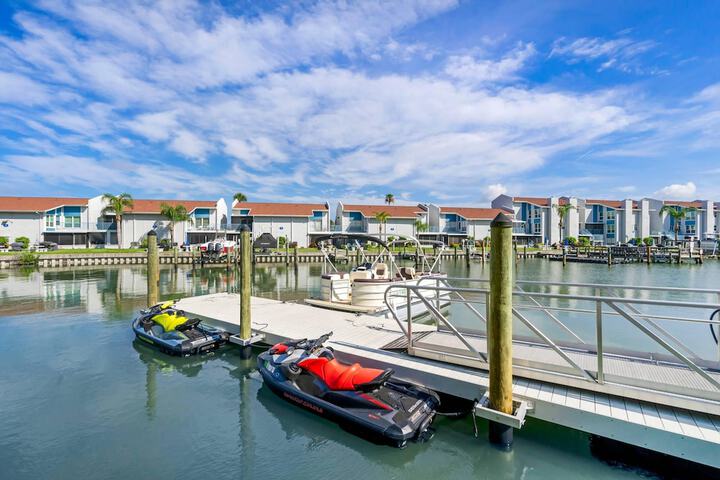 Cambria Hotel St. Petersburg-Madeira Beach Marina