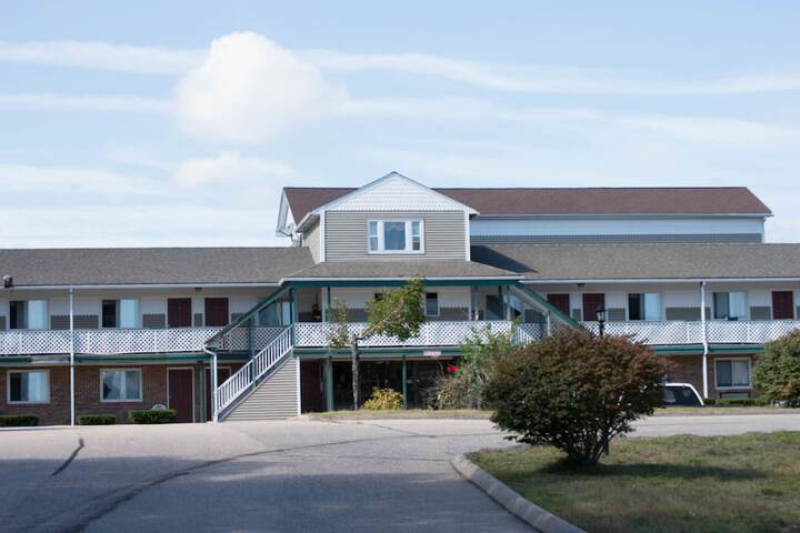 Hotel 4 of 24