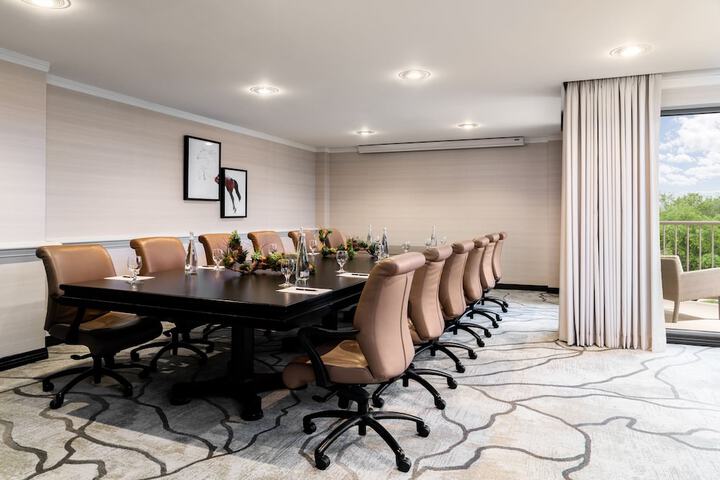 The Ritz-Carlton Dallas Las Colinas