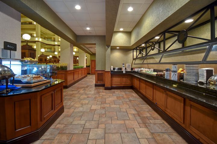 Embassy Suites by Hilton Lexington / UK Coldstream