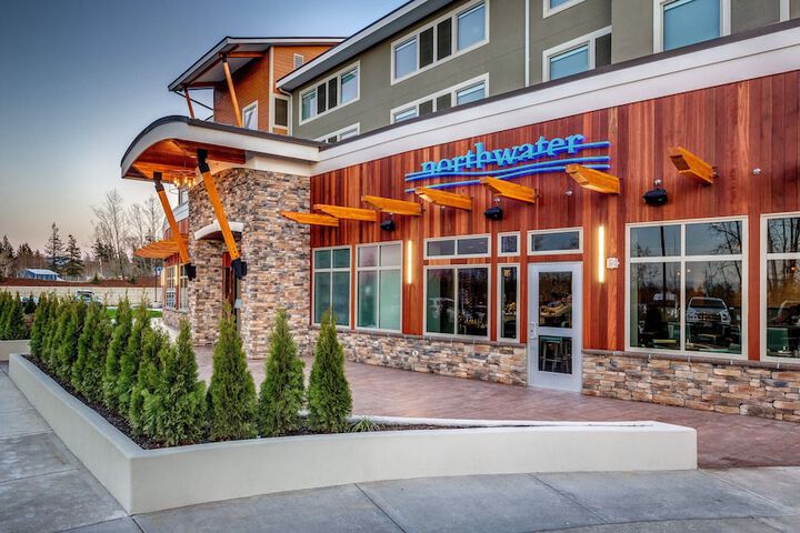 Holiday Inn & Suites Bellingham by IHG