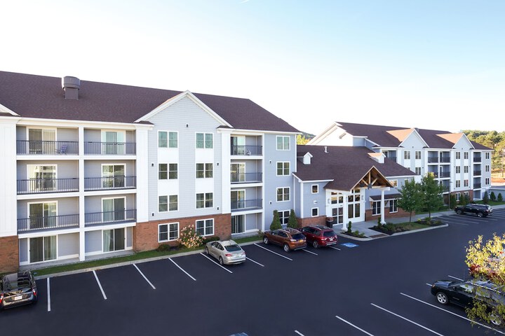 White River Inn and Suites