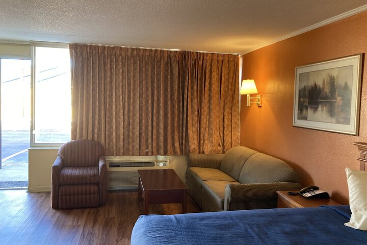 Room 13 of 41