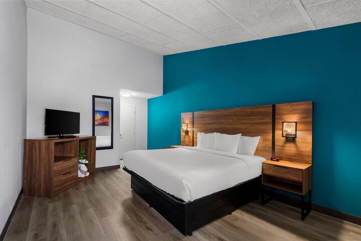 Clarion Inn Falls Church - Arlington